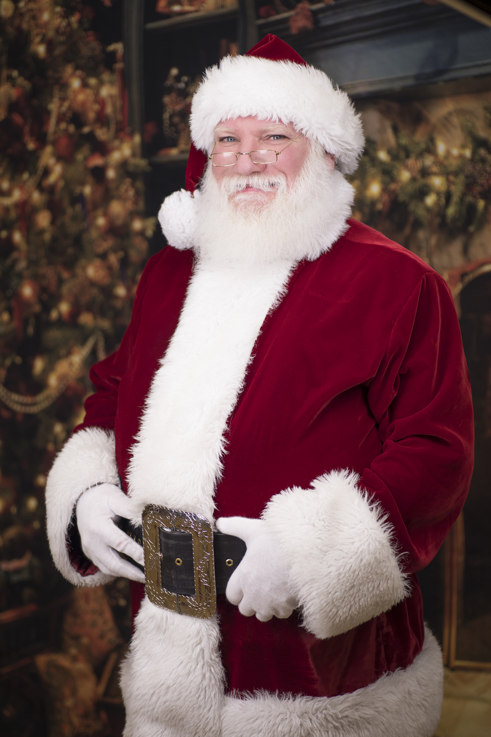 Professional Santa Claus in San Francisco California classic holiday portrait for polished seasonal events