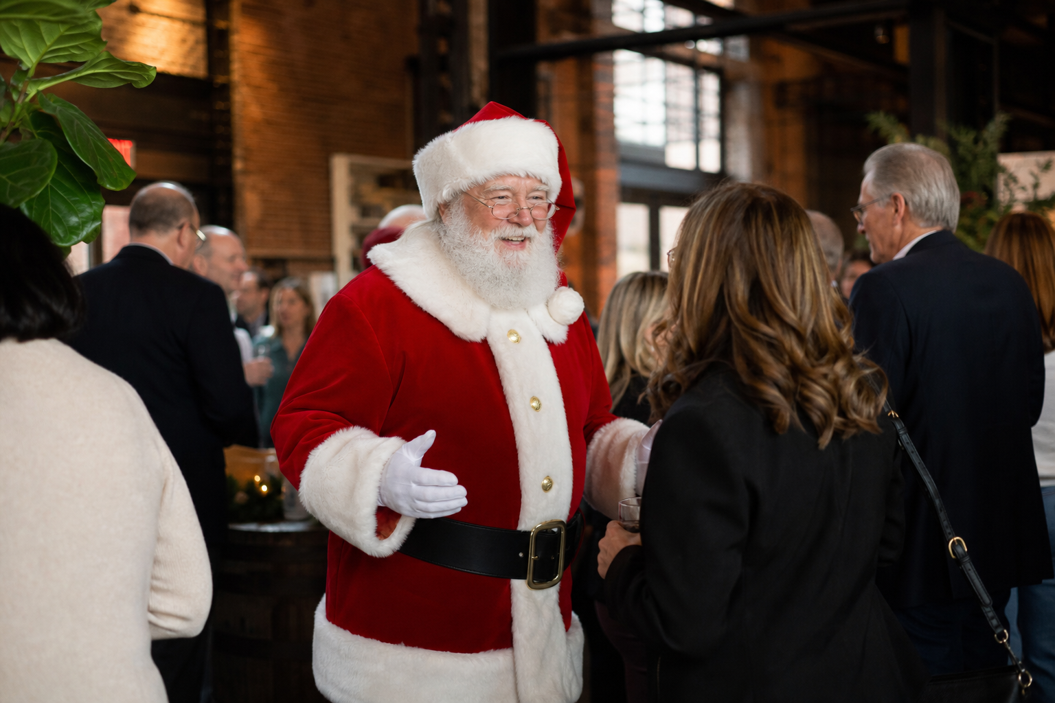 Professional Santa Claus at a Pittsburgh Pennsylvania donor holiday reception Professional Santa Claus at a Pittsburgh Pennsylvania donor holiday reception